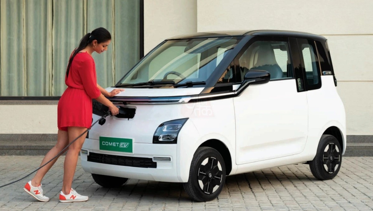 230 किमी रेंज और दमदार फीचर्स के साथ MG Comet EV, कीमत जानकर चौंक जाएंगे