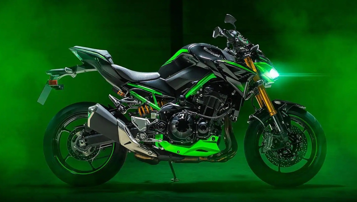 Kawasaki Z900: 240 Kmph की रफ्तार, 9.38 लाख में पावर और स्टाइल का धांसू कॉम्बो