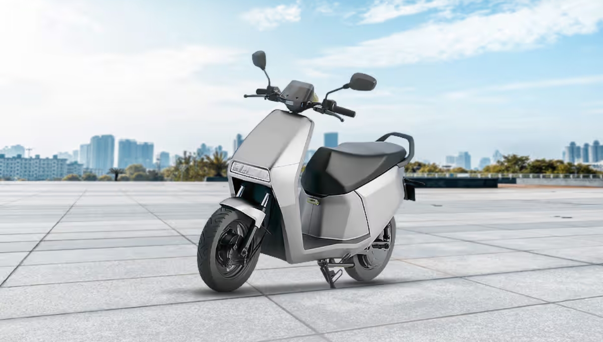 Ola S1 Z: सिर्फ 90,000 में दमदार 3kW पावर और 70kmph स्पीड वाला इलेक्ट्रिक स्कूटर