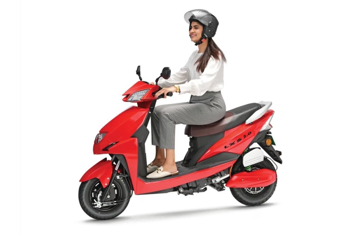 Lectrix LXS 3.0: 54 kmph की टॉप स्पीड और फास्ट चार्जिंग के साथ स्मार्ट इलेक्ट्रिक स्कूटर कीमत जानिए