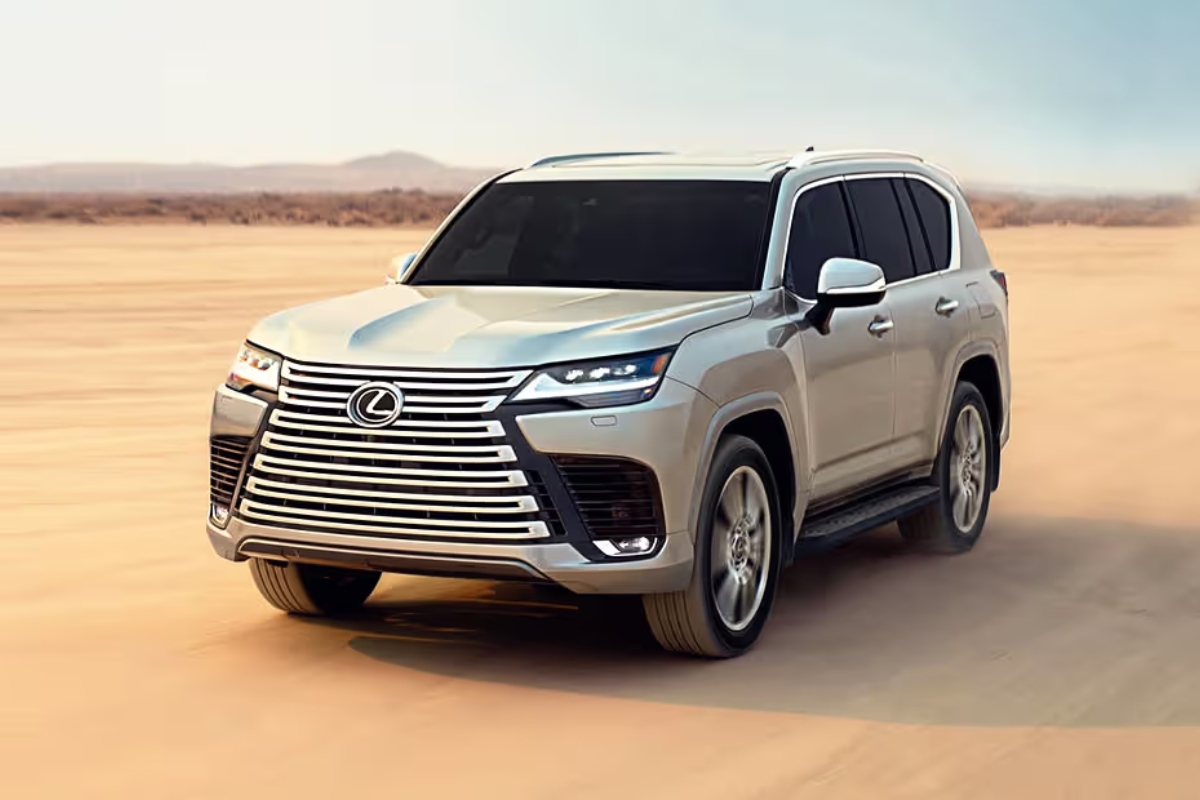 शानदार Lexus LX: 3346 cc दमदार इंजन, लक्ज़री फीचर्स और कीमत की पूरी जानकारी