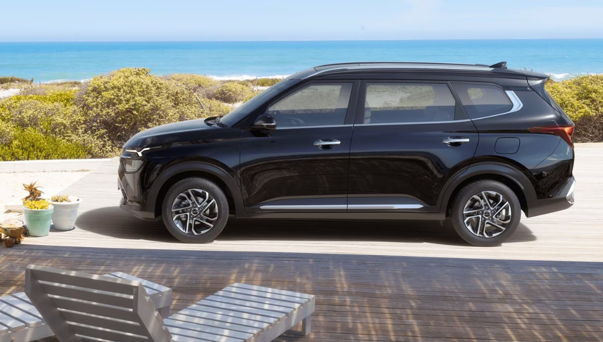 Kia Carens: 7-सीटर लक्ज़री MUV सिर्फ 10.52 लाख से शुरू जानें शानदार फीचर्स