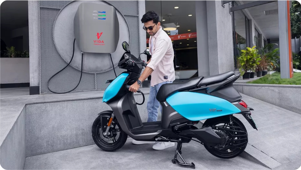 VIDA V2: 1 लाख में मिले क्रूज़ कंट्रोल और स्मार्ट टचस्क्रीन वाला इलेक्ट्रिक स्कूटर