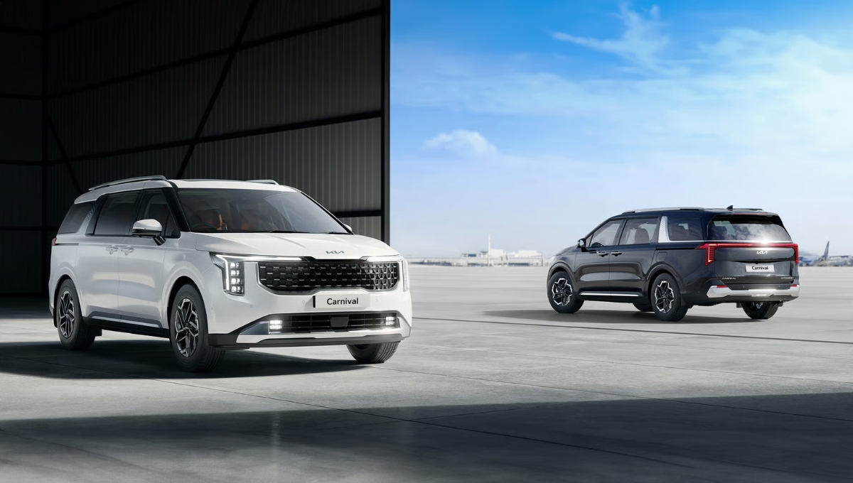 Kia Carnival में है 30 लाख में प्रीमियम सीटिंग, 190bhp पावर और 14.85 kmpl माइलेज