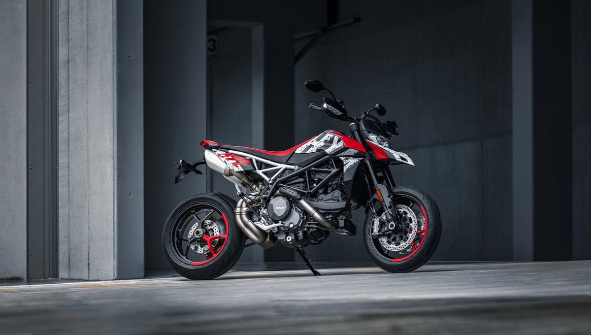 Ducati Hypermotard 950: 316 kmph की रफ्तार और 112.6 bhp की ताक़त, जानें कीमत